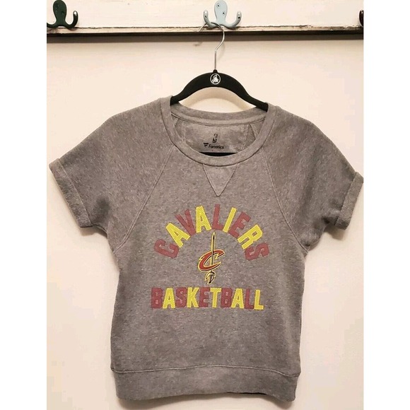 Cleveland Cavaliers Cropped Rolled Sleeve Womems Shirt Size Small NBA Fanatics - Picture 1 of 4